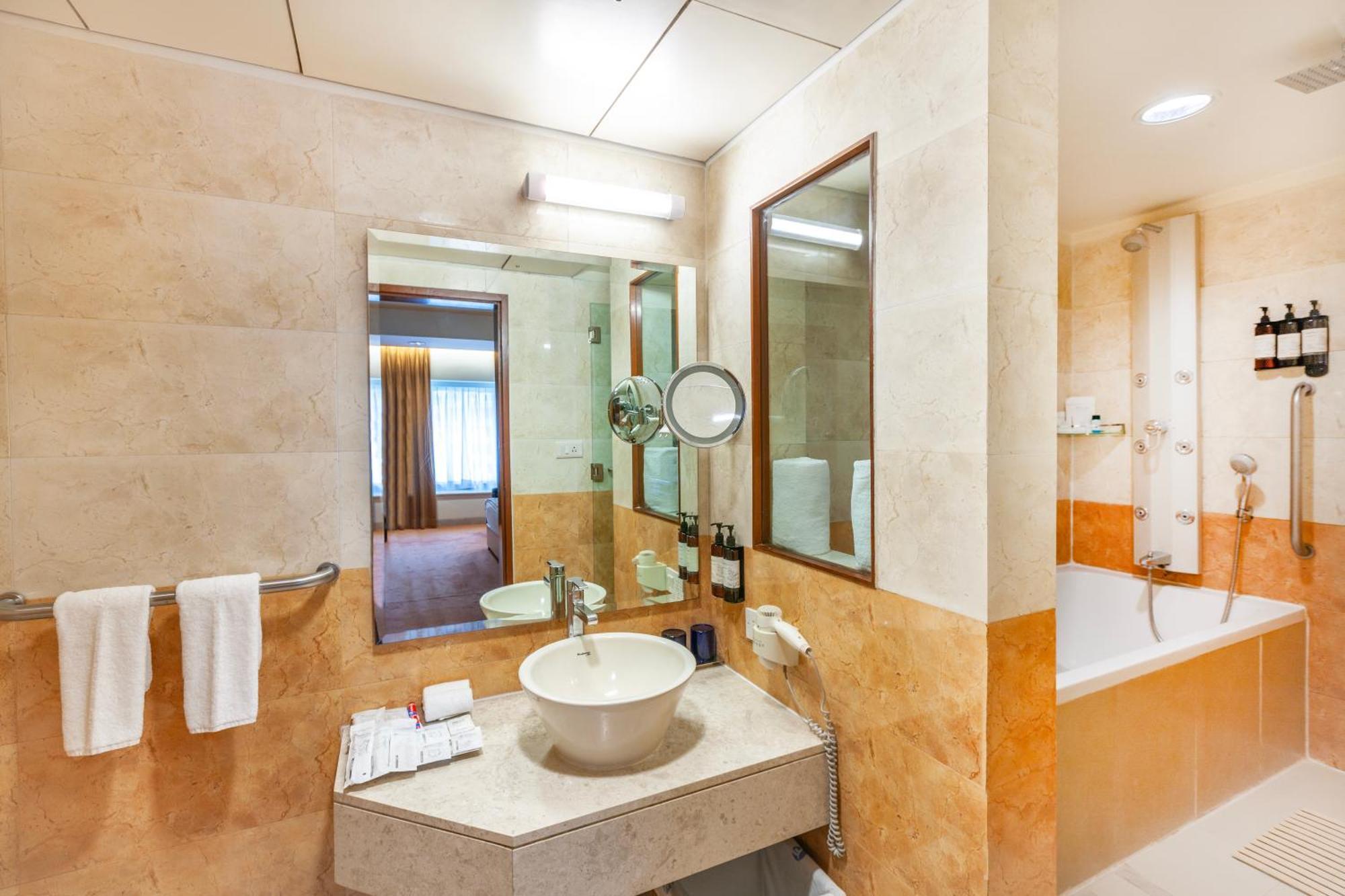 Fortune Park Lake City, Thane - Member Itc Hotels' Group Exterior foto